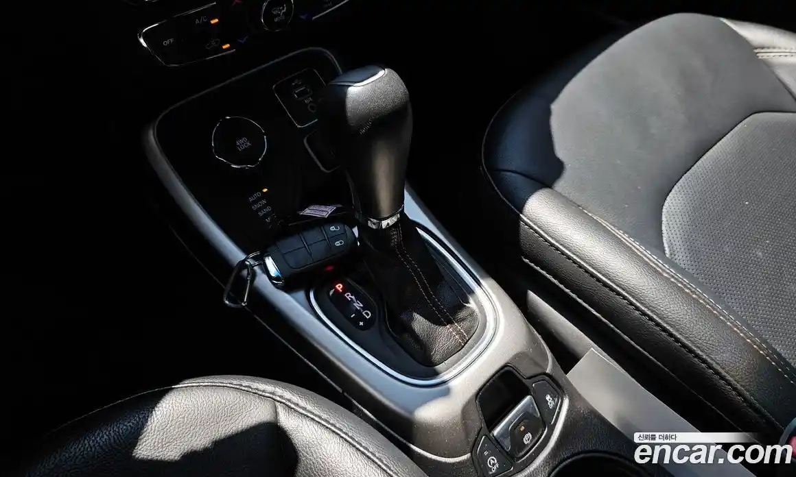 Jeep Compass 2018 2.4 автомат (гидро), фото 9