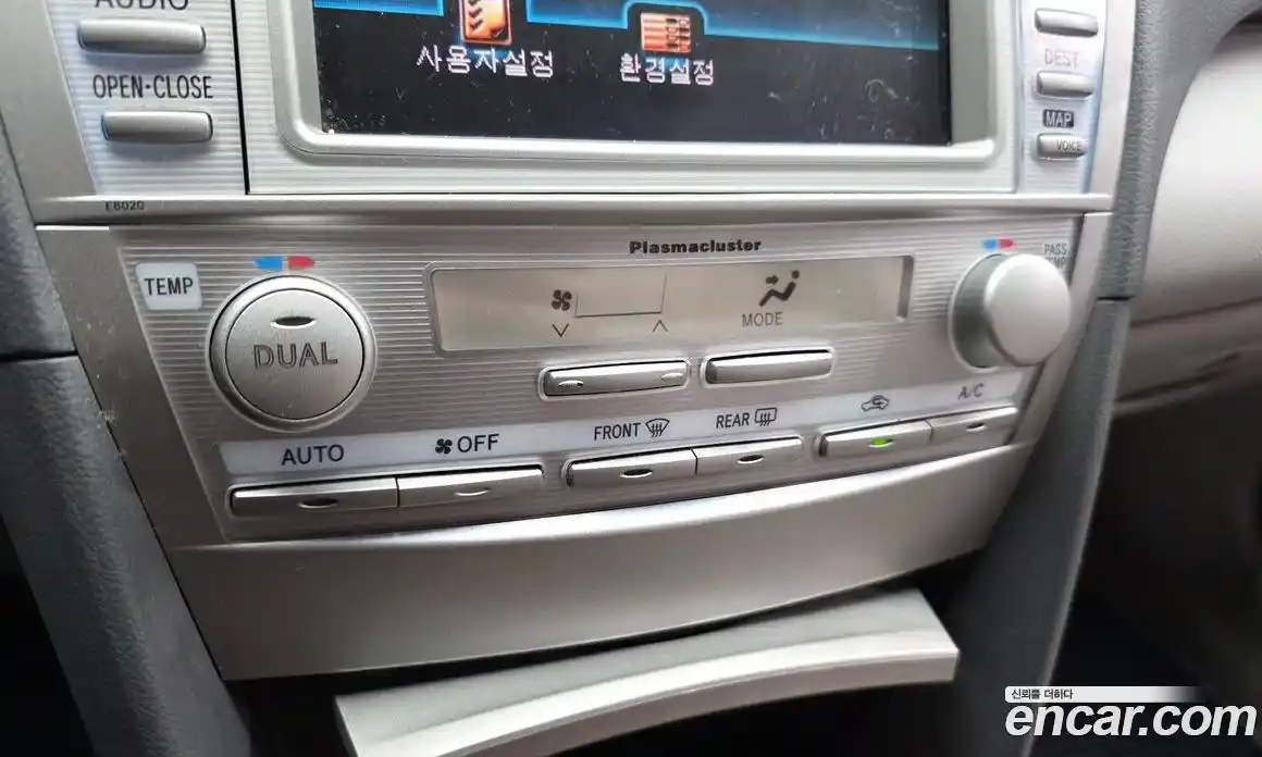 Toyota Camry 2011 2.4 гидро, фото 17