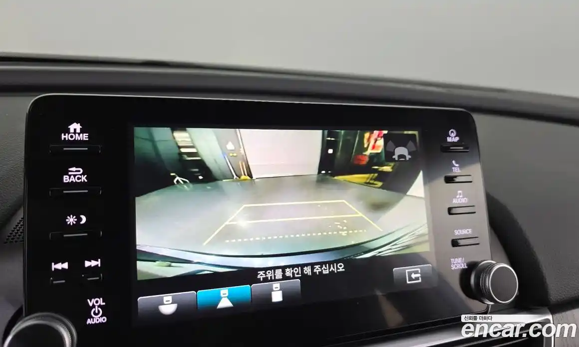 Honda Accord 2019 2.0 автомат (гидро), фото 13