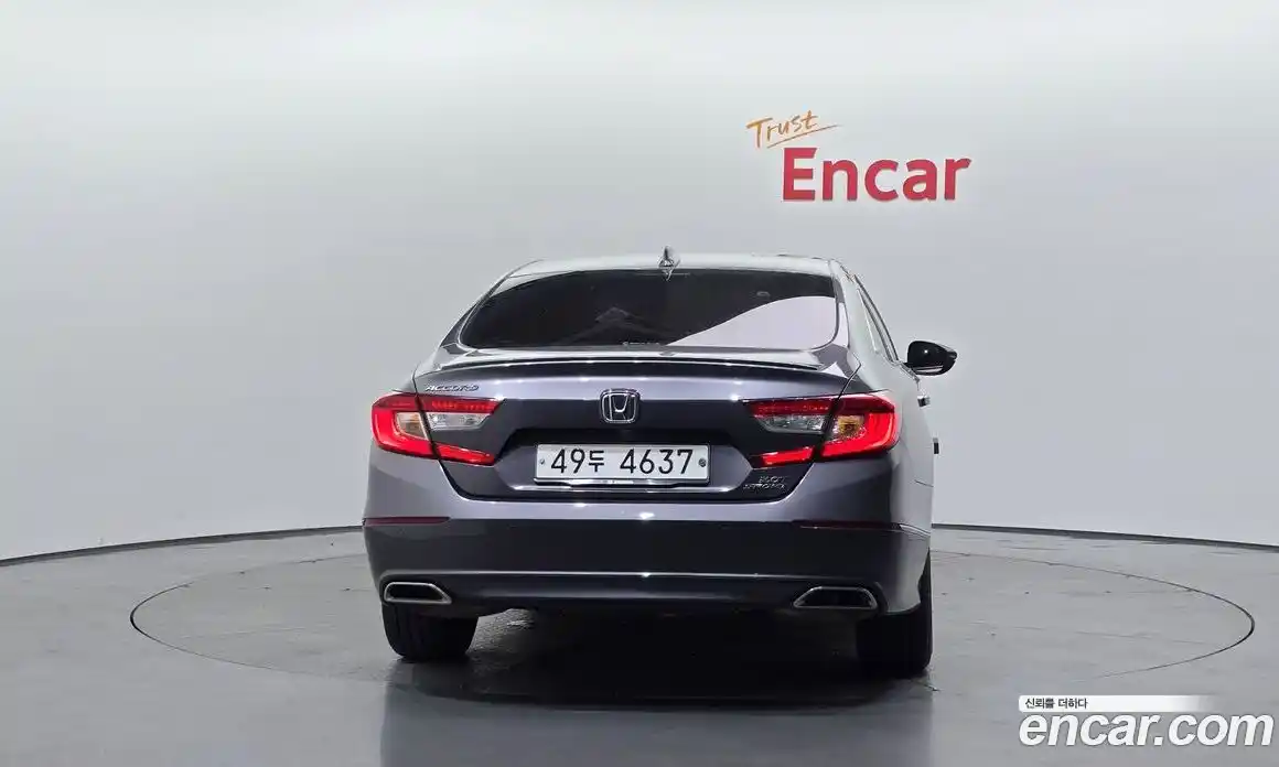 Honda Accord 2019 2.0 автомат (гидро), фото 4
