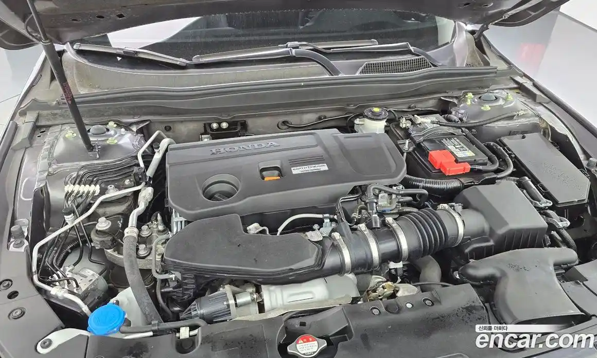 Honda Accord 2019 2.0 автомат (гидро), фото 6