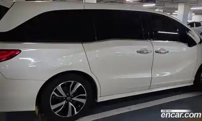 Honda Odyssey 2019 3.5 автомат (гидро), миниатюра 2
