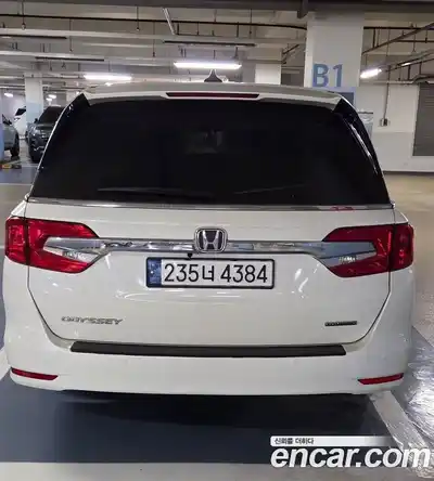 Honda Odyssey 2019 3.5 автомат (гидро), миниатюра 4