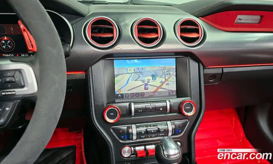 Ford Mustang 2021 2.3 автомат (гидро), фото 18