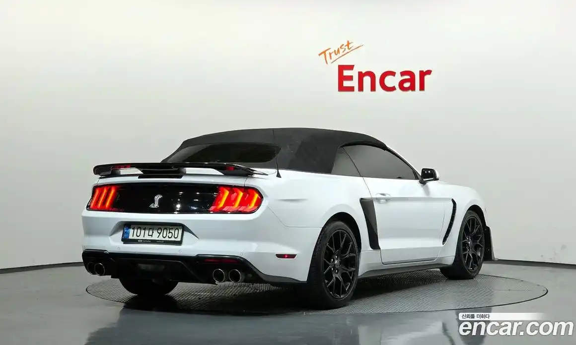 Ford Mustang 2021 2.3 автомат (гидро), фото 31