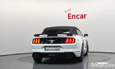Ford Mustang 2021 2.3 автомат (гидро), миниатюра 4