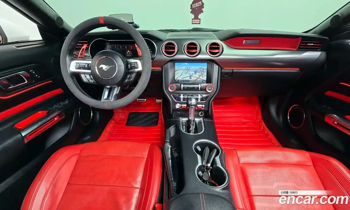 Ford Mustang 2021 2.3 автомат (гидро), фото 10