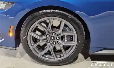 Ford Mustang 2025 2.3 автомат (гидро), миниатюра 5
