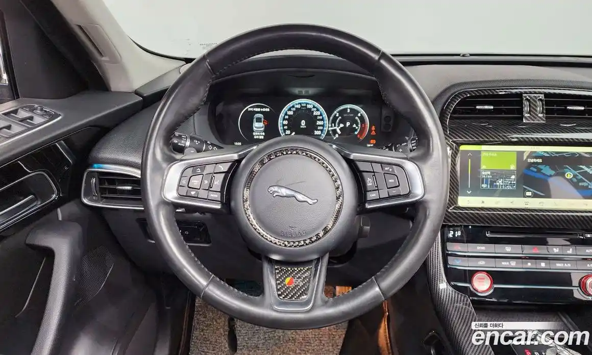 Jaguar F-Pace 2018 2.0 гидро, фото 14