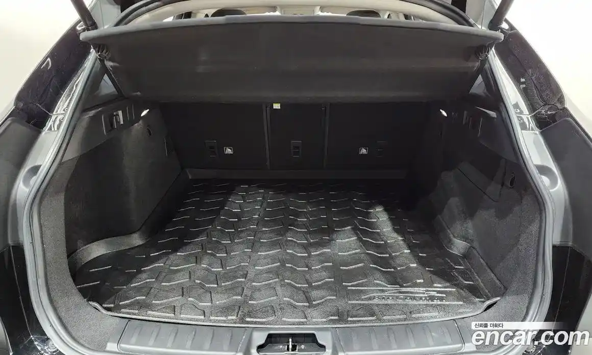 Jaguar F-Pace 2018 2.0 гидро, фото 19