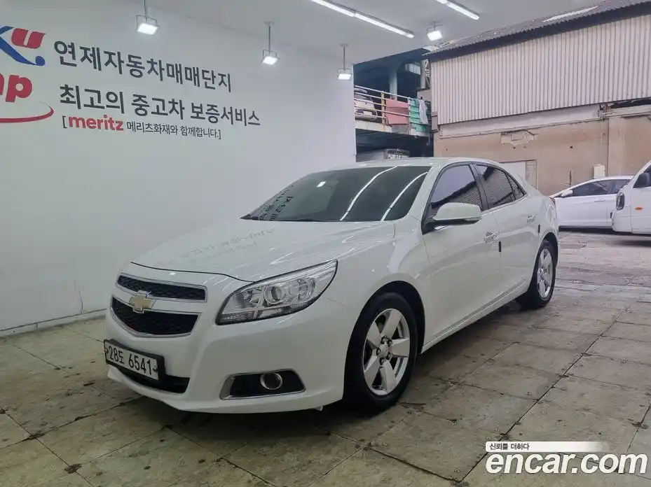 Chevrolet Malibu 2015 2.0 автомат (гидро), фото 2