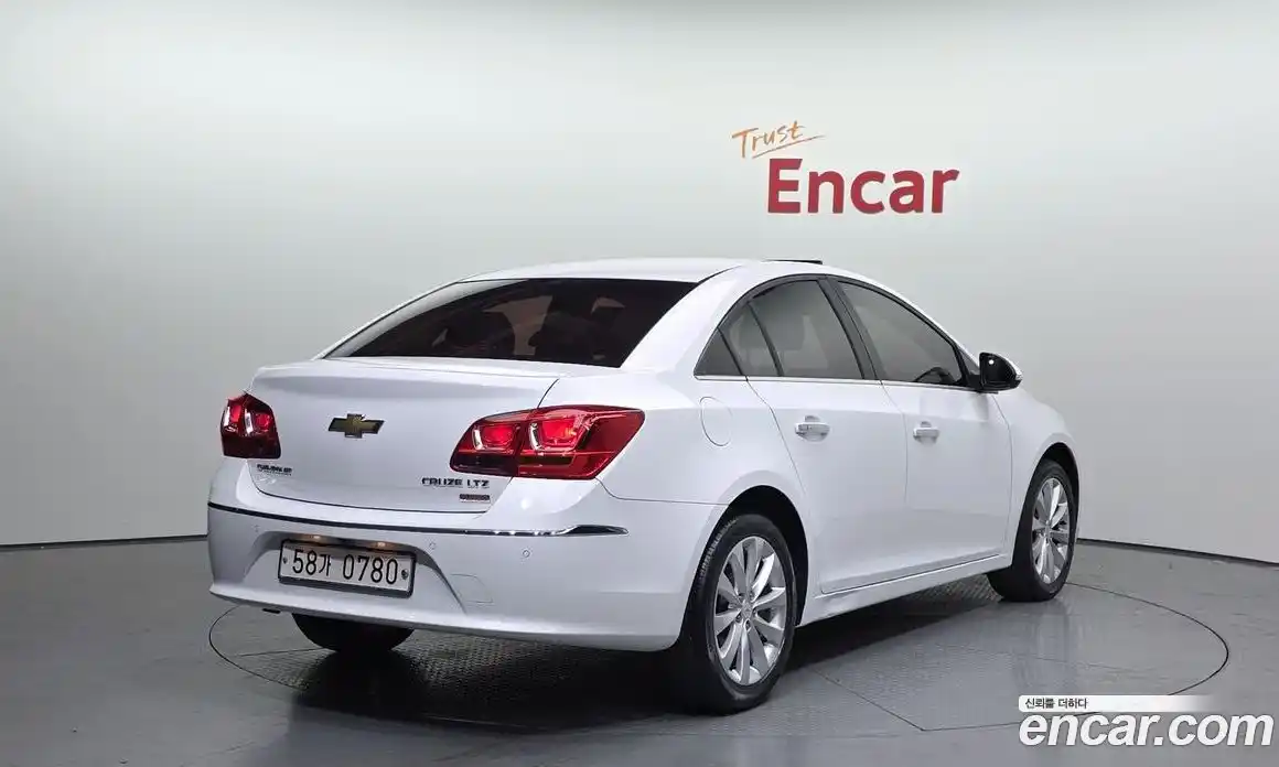 Chevrolet Cruze 2015 1.4 автомат (гидро), фото 2