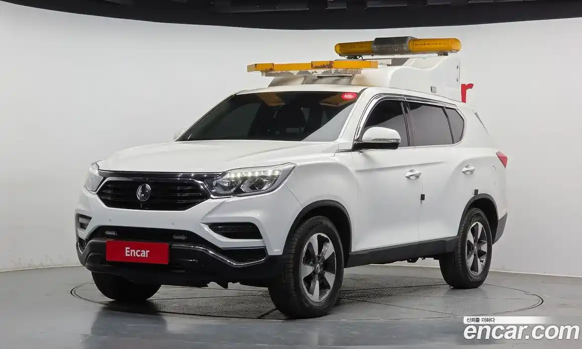 SsangYong Rexton 2017 2.2 автомат (гидро), фото 1