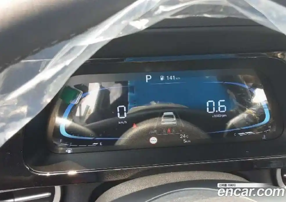 Hyundai Avante 2025 1.6 автомат (гидро), фото 7