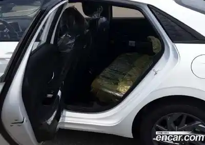 Hyundai Avante 2025 1.6 автомат (гидро), миниатюра 8