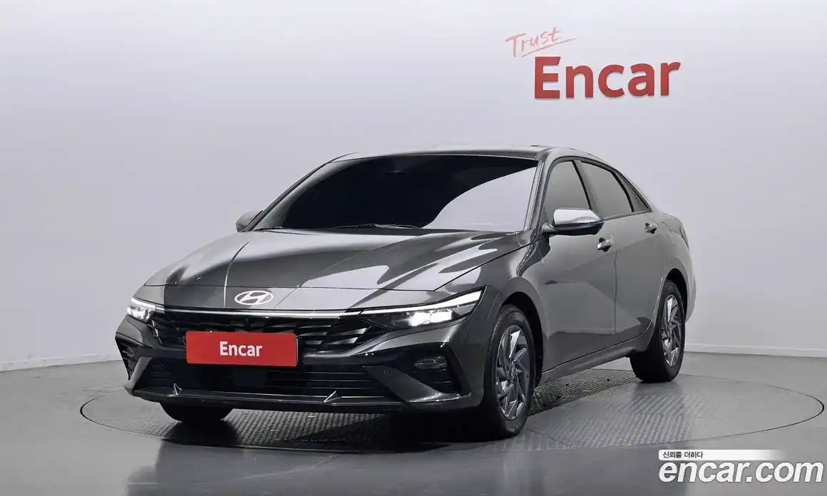 Hyundai Avante 2026 1.6 автомат (гидро), фото 1