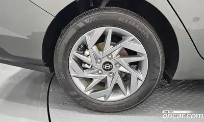 Hyundai Avante 2026 1.6 автомат (гидро), миниатюра 5