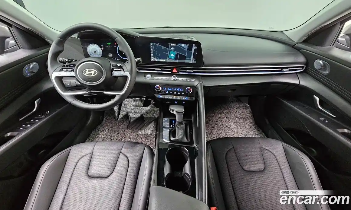 Hyundai Avante 2026 1.6 автомат (гидро), фото 7