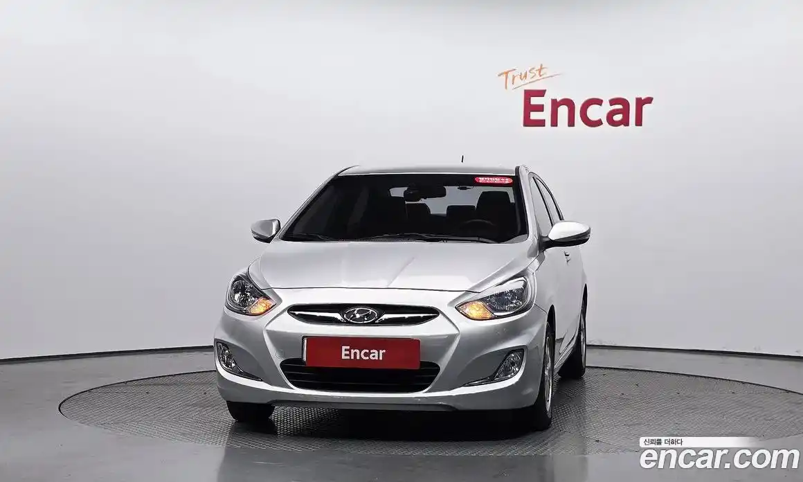 Hyundai Accent 2014 1.4 автомат (гидро), фото 2
