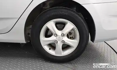 Hyundai Accent 2014 1.4 автомат (гидро), миниатюра 6