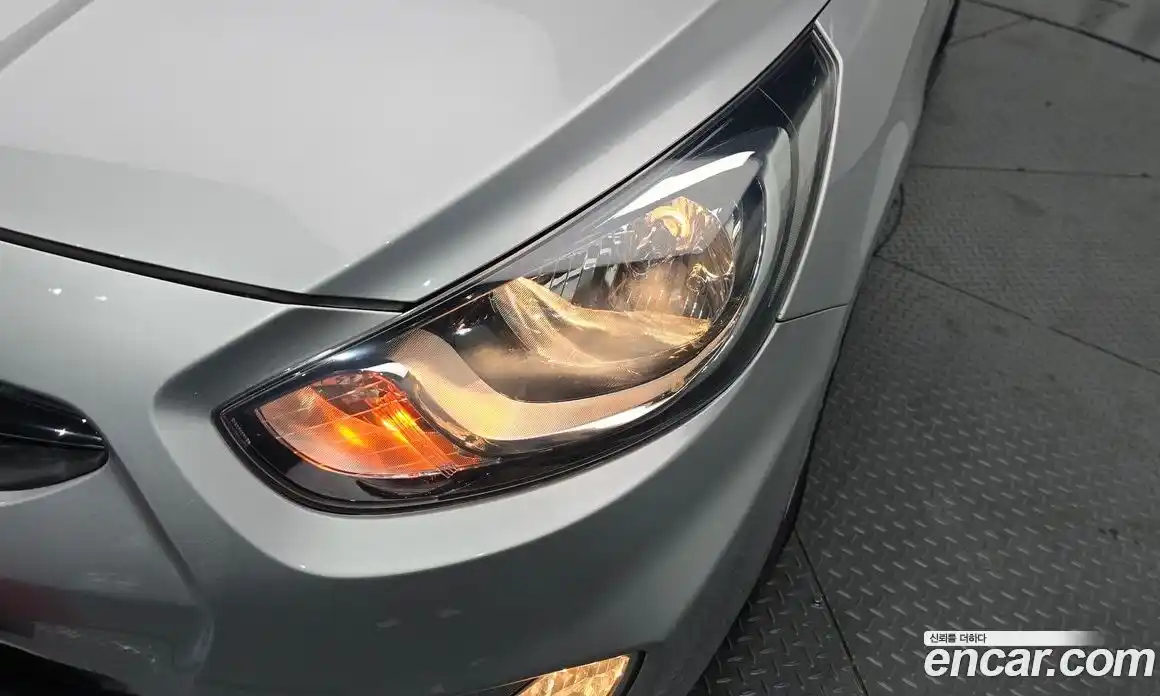 Hyundai Accent 2014 1.4 автомат (гидро), фото 7