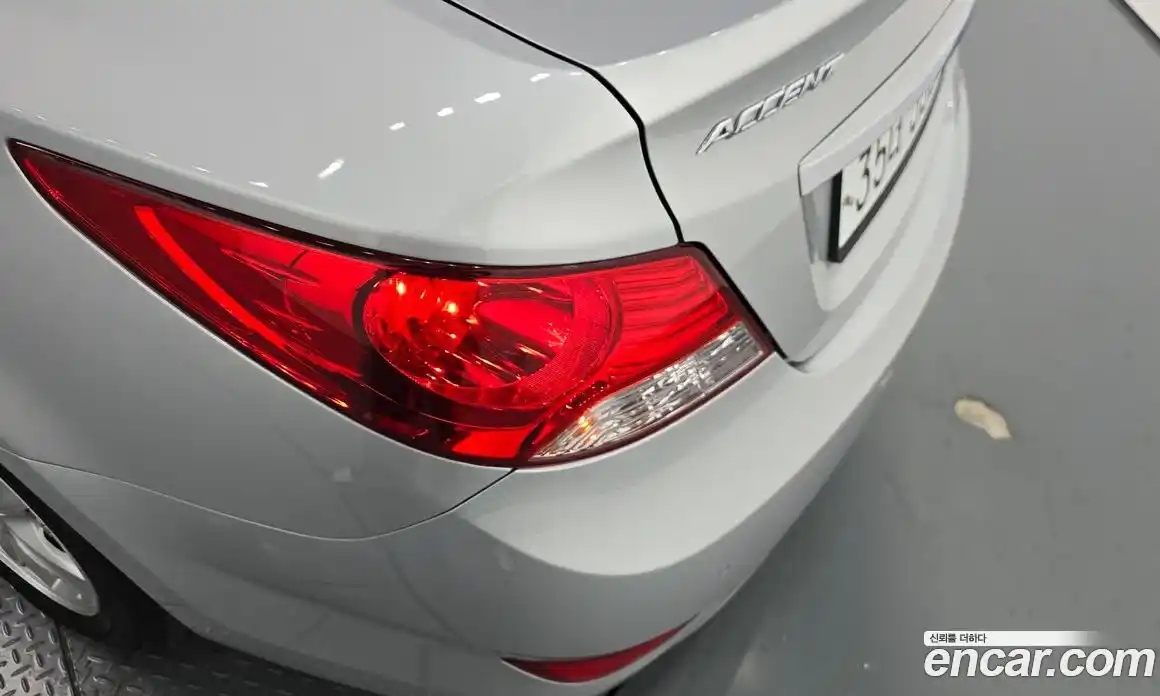 Hyundai Accent 2014 1.4 автомат (гидро), фото 8
