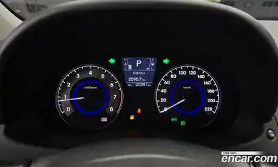 Hyundai Accent 2014 1.4 автомат (гидро), миниатюра 10