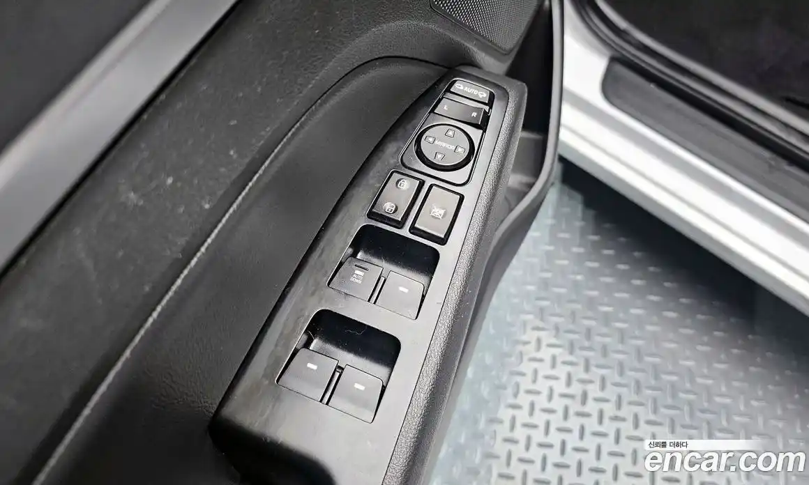 Hyundai Avante 2017 1.6 автомат (гидро), фото 23