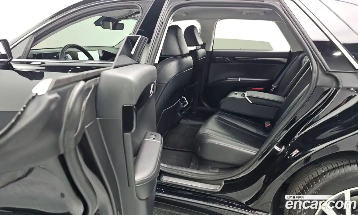 Hyundai Grandeur 2023 3.5 автомат (гидро), фото 19