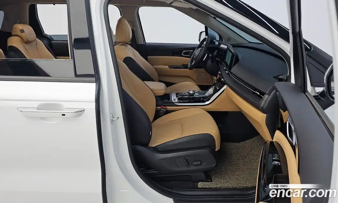 Kia Carnival 2023 3.5 автомат (гидро), фото 16