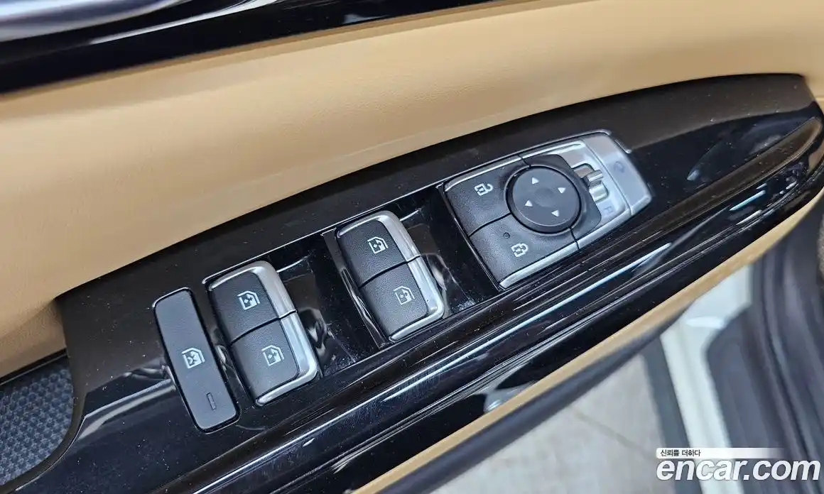 Kia Carnival 2023 3.5 автомат (гидро), фото 30