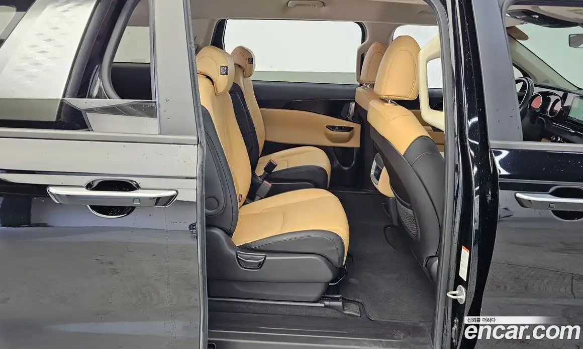 Kia Carnival 2021 2.2 автомат (гидро), фото 17