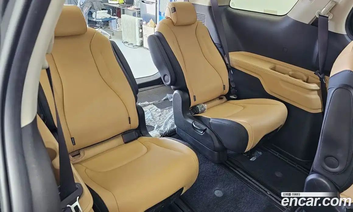 Kia Carnival 2021 2.2 автомат (гидро), фото 23