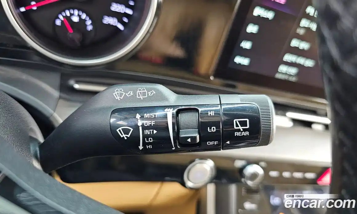 Kia Carnival 2021 2.2 автомат (гидро), фото 27