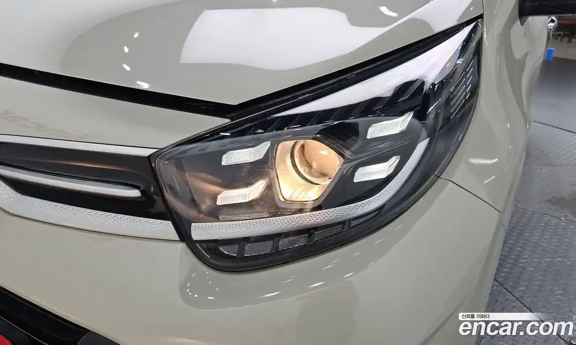 Kia Morning 2022 1.0 автомат (гидро), фото 8
