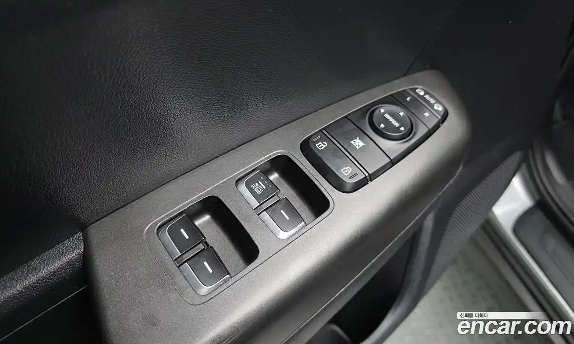 Kia Sportage 2019 1.6 автомат (гидро), фото 12