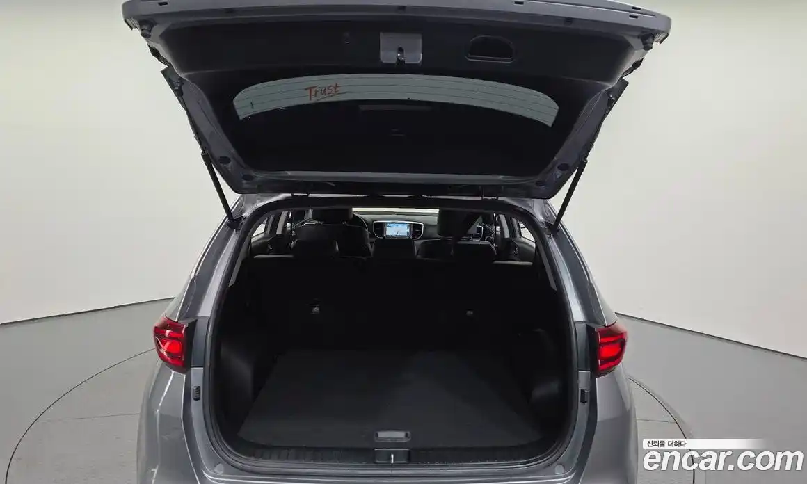 Kia Sportage 2019 1.6 автомат (гидро), фото 20