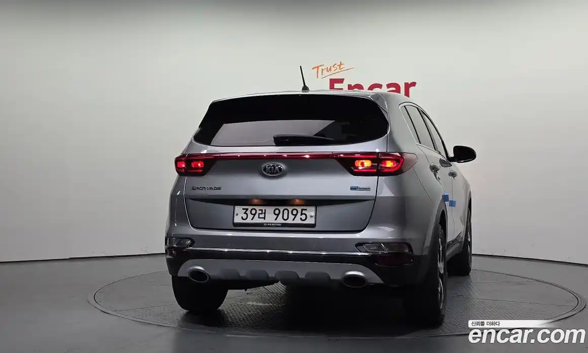 Kia Sportage 2019 1.6 автомат (гидро), фото 4