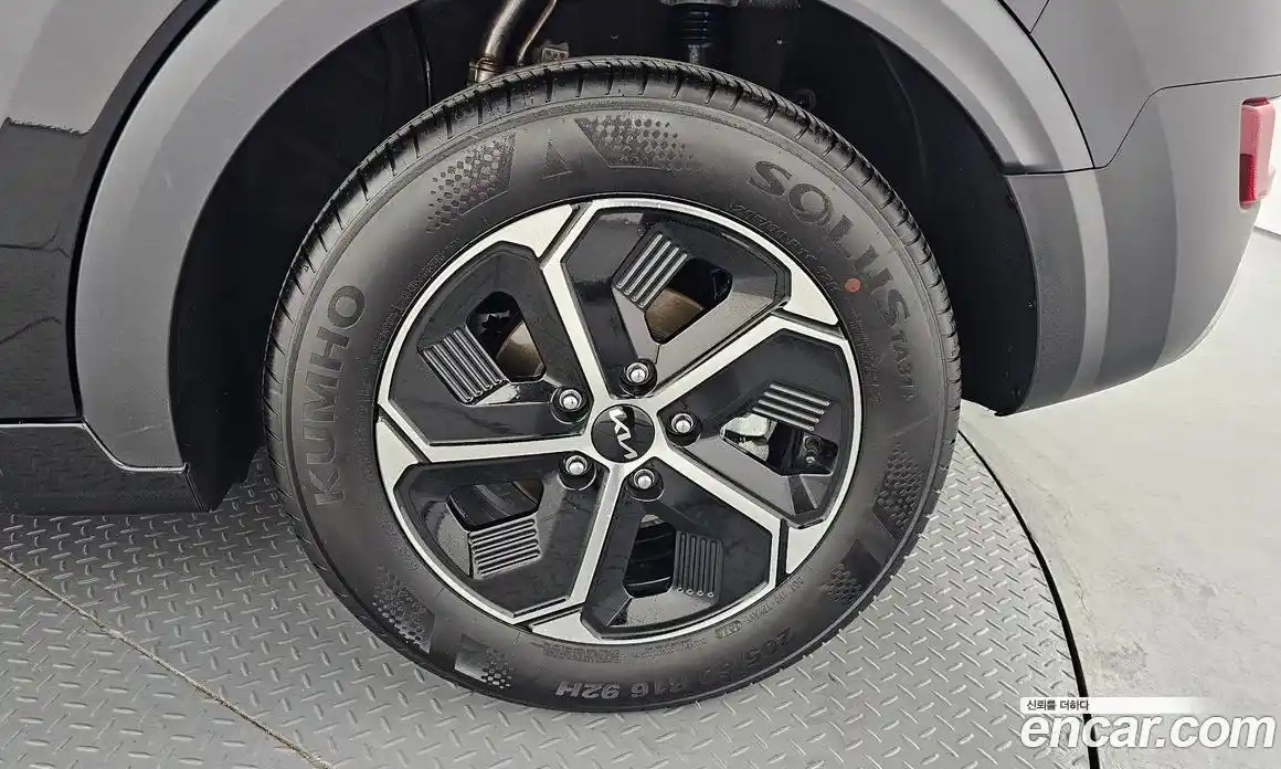 Kia Niro 2025 1.6 автомат (гидро), фото 7