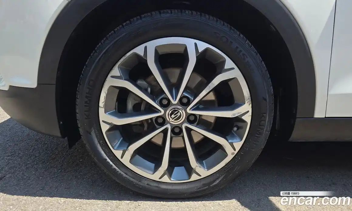 SsangYong TIBOLI 2017 1.6 автомат (гидро), фото 5