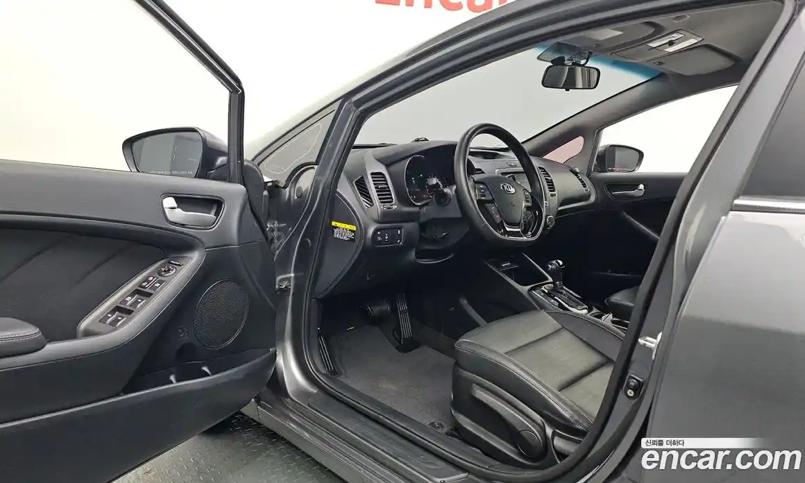 Kia K3 2017 1.6 автомат (гидро), фото 13
