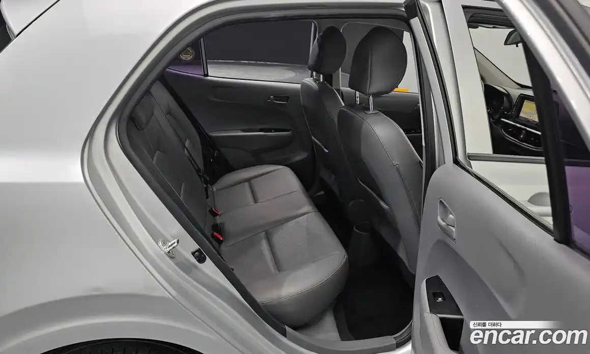 Kia Morning 2018 1.0 автомат (гидро), фото 11