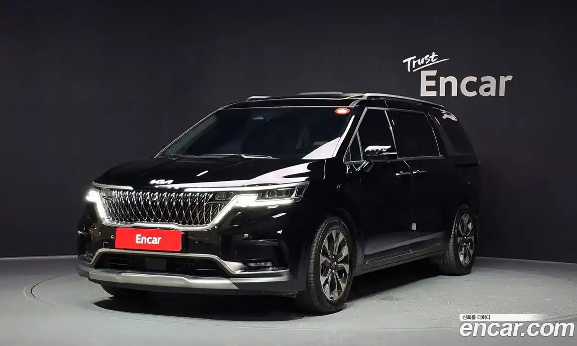Kia Carnival 2023 3.5 автомат (гидро), фото 1