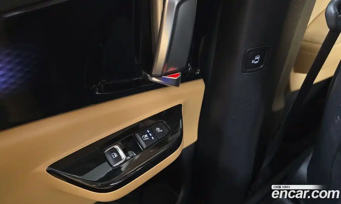 Kia Carnival 2023 3.5 автомат (гидро), фото 18