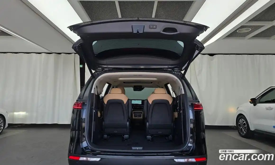 Kia Carnival 2023 3.5 автомат (гидро), фото 20