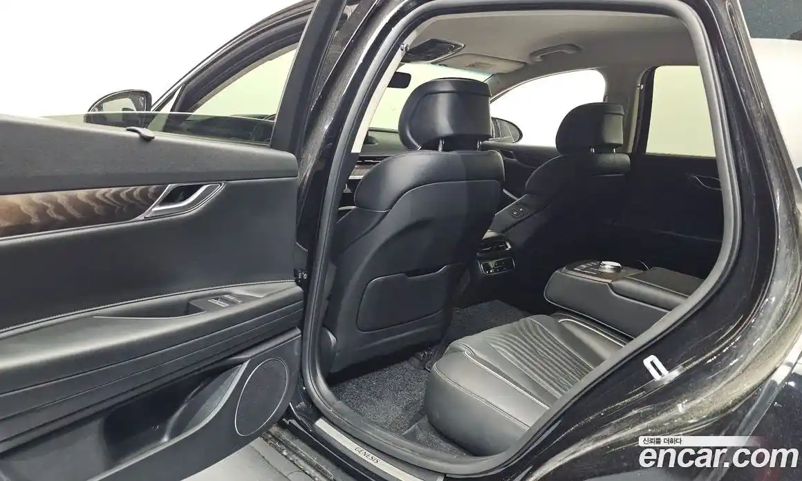 Genesis G80 2023 2.5 автомат (гидро), фото 17