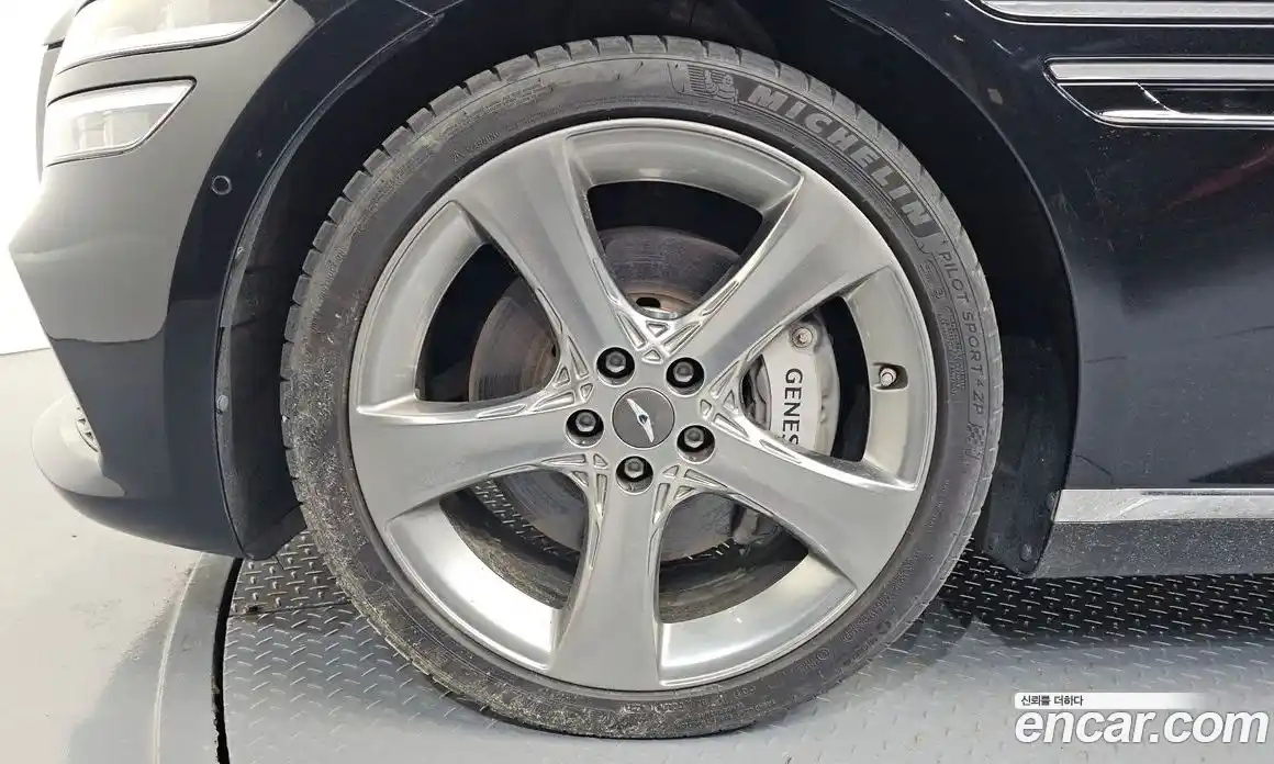 Genesis G80 2023 2.5 автомат (гидро), фото 5