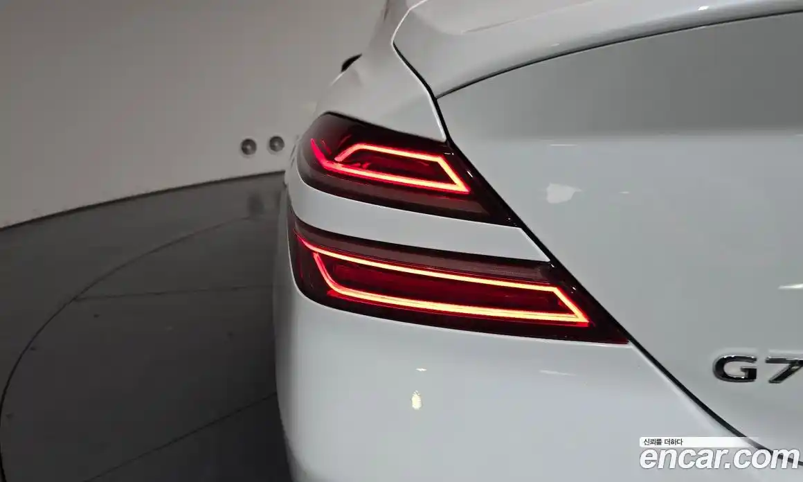Genesis G70 2021 3.3 автомат (гидро), фото 8