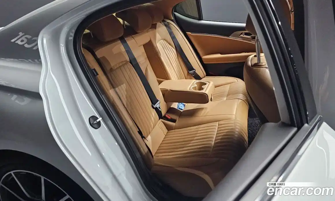 Genesis G70 2021 2.0 автомат (гидро), фото 17