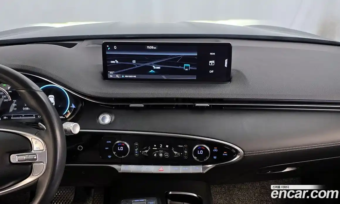 Genesis GV70 2021 2.5 автомат (гидро), фото 18